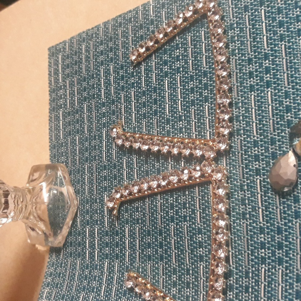 Earring - Picture 2 of 5